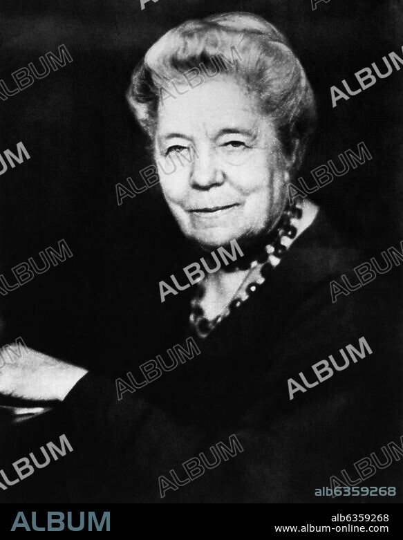 Lagerlöf, Selma schwed. Schriftstellerin, 1909 Nobelpreis für Literatur, Marbacka, Värmland 20.11.1858 - ebd. 16.3.1940. Porträtaufnahme, um 1925.