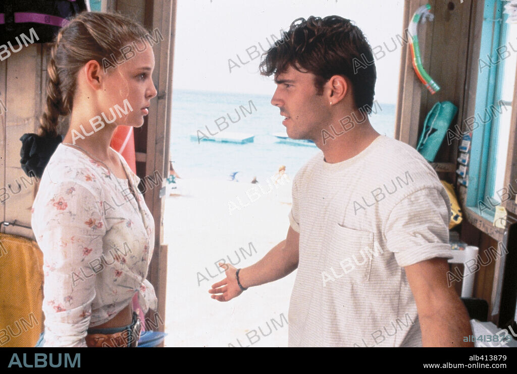 DALTON JAMES and KATHERINE HEIGL in MY FATHER THE HERO, 1994, directed by STEVE MINER. Copyright CITE FILMS/DD PROD./FILM PAR FILM/TOUCHSTONE PICTURE.