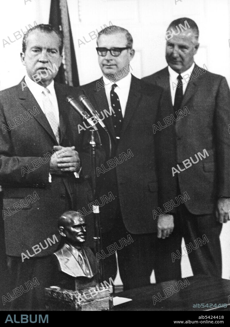 Paine Appointed Administrator, Washington D.C., USA, 1969. President Richard M. Nixon announcing the appointment of Dr. Thomas O. Paine as Administrator for the National Aeronautics and Space Administration. The ceremony was held at the White House. Paine had been serving as acting administrator. From left to right: President Richard M. Nixon, NASA Administrator Dr. Thomas O. Paine, Vice President Spiro T. Agnew.