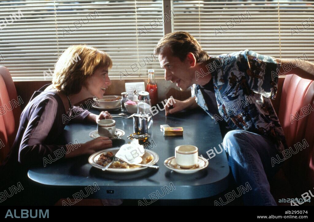 AMANDA PLUMMER et TIM ROTH dans PULP FICTION, 1994, réalisé par QUENTIN TARANTINO. Copyright MIRAMAX.