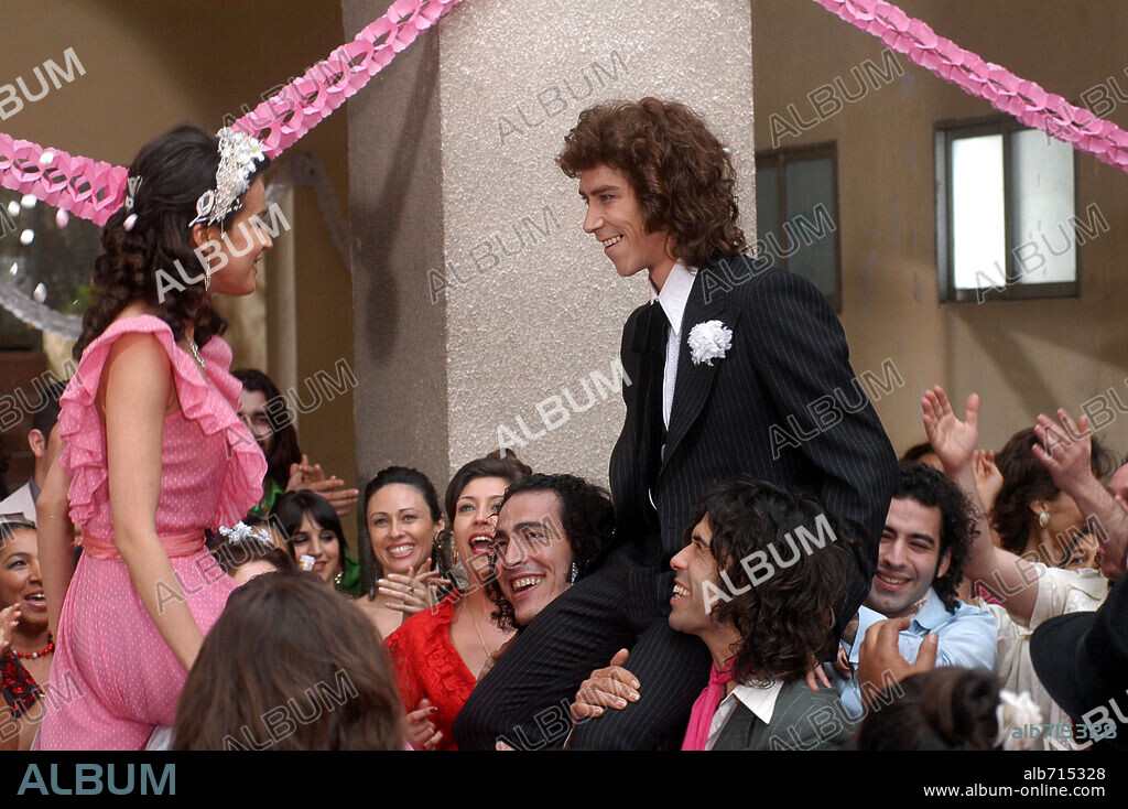 OSCAR JAENADA y VERONICA SANCHEZ en CAMARON, 2005, dirigida por JAIME CHAVARRI. Copyright FILMANOVA / FERNÁNDEZ, PIPO.
