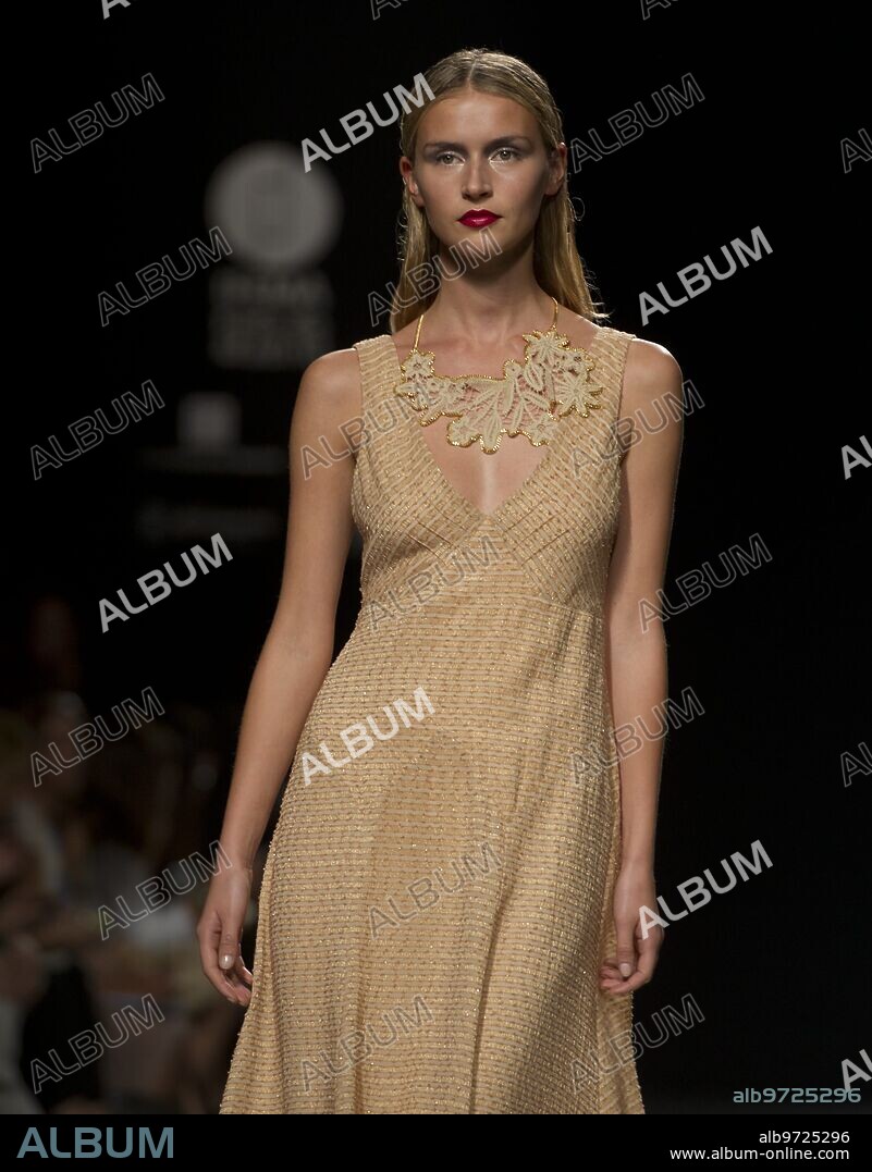 13/09/2013. Mbfw Madrid. Mercedes Benz Fashion Week Madrid. Ifema. Desfile de Ailamto. Foto: de san Bernardo y Angel de Antonio. Archdc.