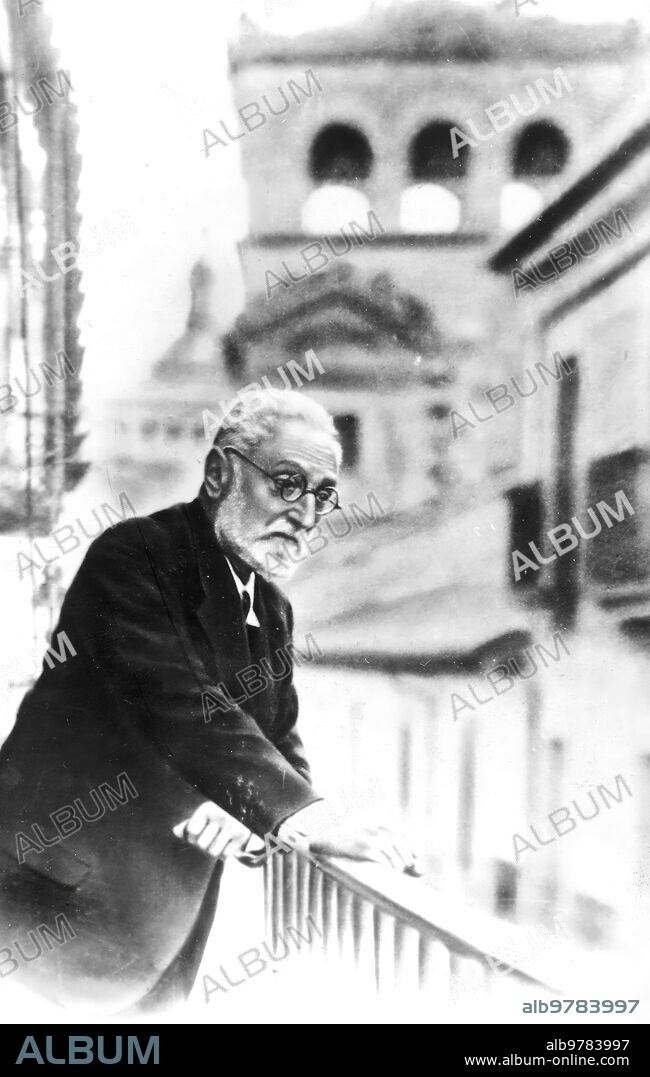 1930. The writer Miguel de Unamuno.