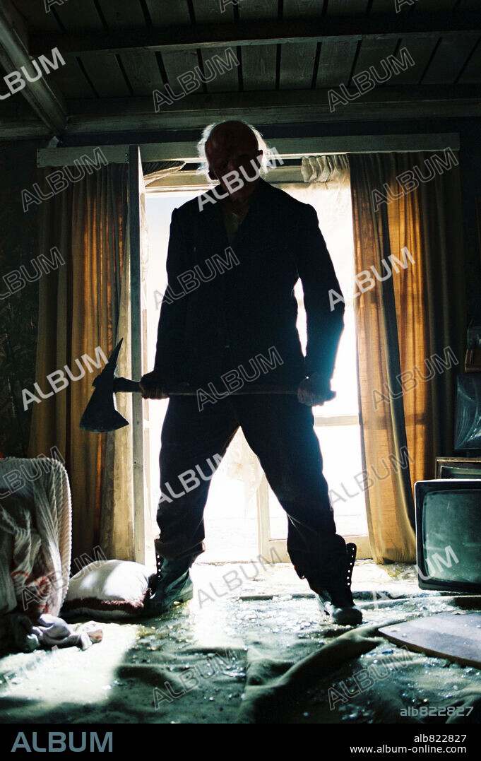MICHAEL BAILEY SMITH in THE HILLS HAVE EYES, 2006, directed by ALEXANDRE AJA. Copyright FOX SEARCHLIGHT PICTURES / TERRELL, LACEY.