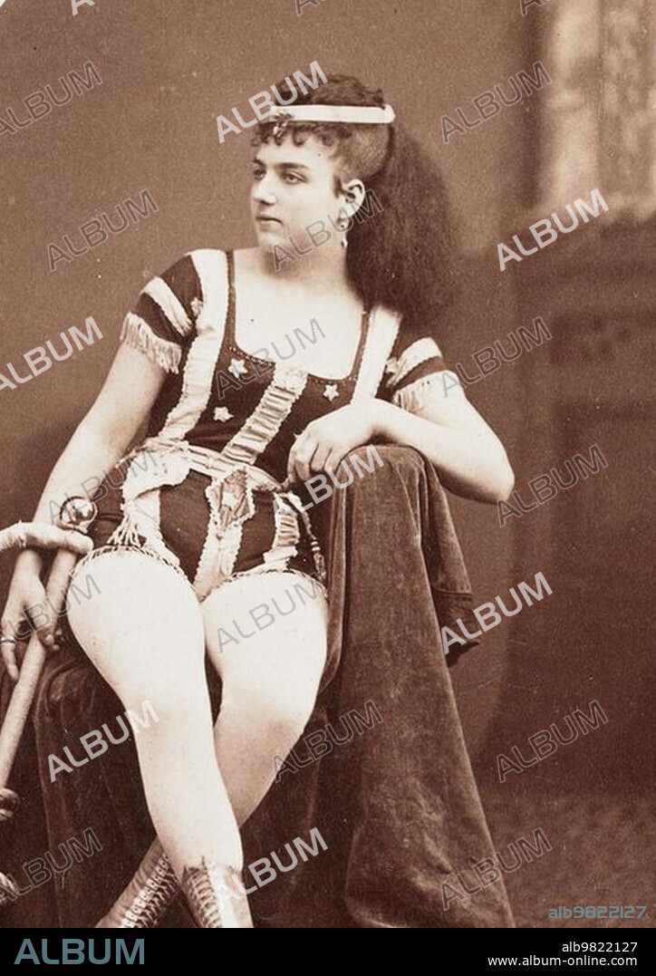 Leona Dare (1854 55) (May 23-24) (1922) was an American trapeze artist and aerialist, often referred to as the Queen of the Antilles or Pride of Madrid. She was famous for her feats on trapezes suspended from ascending balloons, Historic, digitally restored reproduction from a 19th century original, May 23-24, 1922) was an American trapeze artist and aerialist, often referred to as the Queen of the Antilles or Pride of Madrid. She was