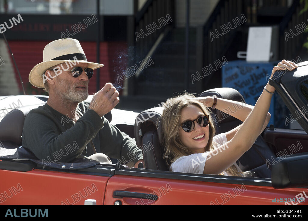 ED HARRIS and ELIZABETH OLSEN in KODACHROME, 2017, directed by MARK RASO. Copyright 21 LAPS ENTERTAINMENT.