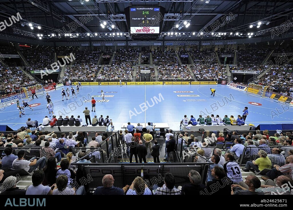 Handball, Porsche Arena, Stuttgart, Baden-Wuerttemberg, Germany, Europe