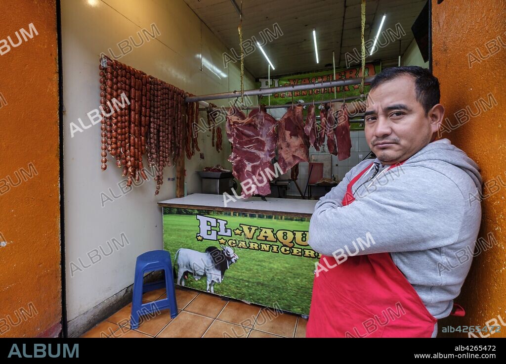 carniceria, mercado de Santo Tomas, mercado del centro historico, Chichicastenango ,municipio del departamento de El Quiché, Guatemala, Central America.