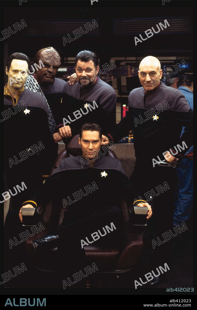 BRENT SPINER, JONATHAN FRAKES, MICHAEL DORN and PATRICK STEWART in STAR TREK: NEMESIS, 2002, directed by STUART BAIRD. Copyright PARAMOUNT PICTURES.