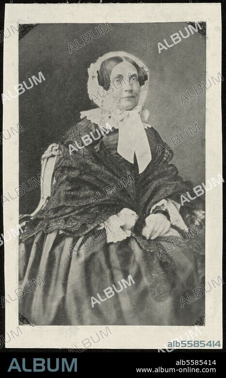 Elisabeth (Elisabeth Ludovika), Königin. (Friedr. Wilhelm IV.) von Preußen, geb. Prinzessin von Bayern. München 13.11.1801 - Dresden 14.12.1873. Porträtaufnahme, 1861. Berlin, Sammlung Archiv für Kunst und Geschichte.