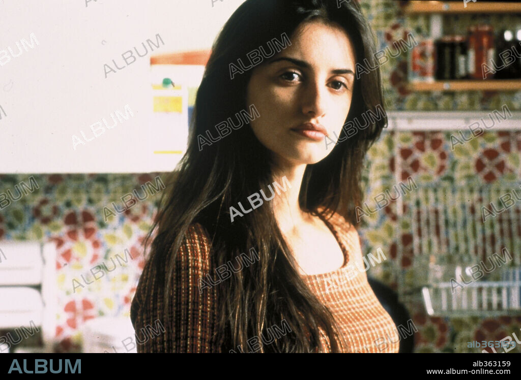 PENELOPE CRUZ in ALL ABOUT MY MOTHER, 1999 (TODO SOBRE MI MADRE), directed by PEDRO ALMODOVAR. Copyright EL DESEO S.A.