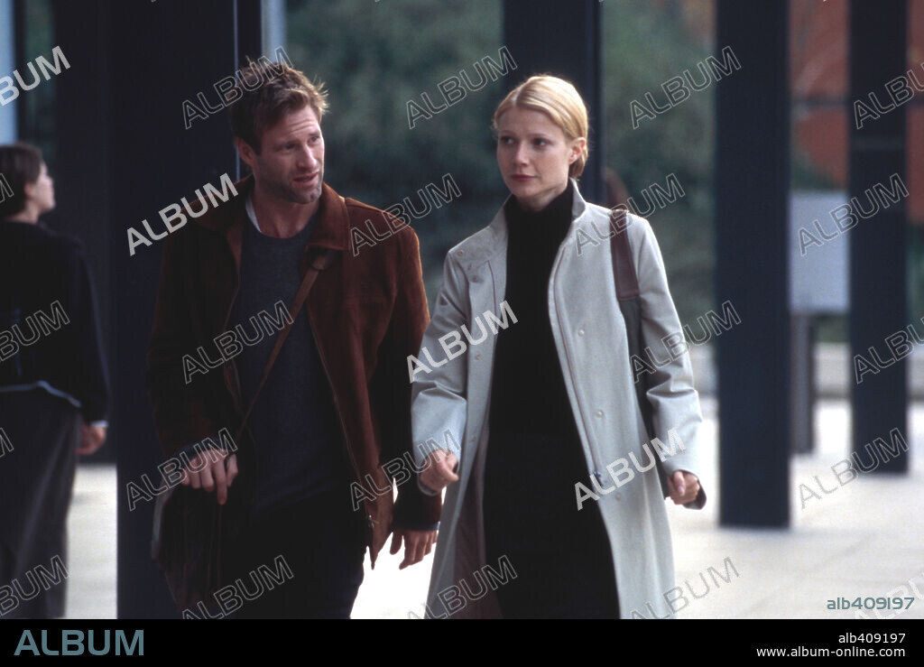AARON ECKHART y GWYNETH PALTROW en POSESION, 2002 (POSSESSION), dirigida por NEIL LABUTE. Copyright FOCUS FEATURES.