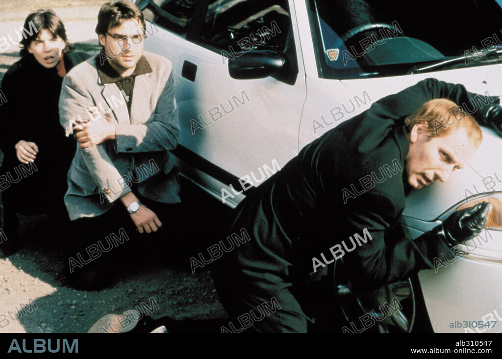 ALBERTO SAN JUAN, EUSEBIO PONCELA y LAIA MARULL en LA SOMBRA DE CAIN, 1999, dirigida por PACO LUCIO.