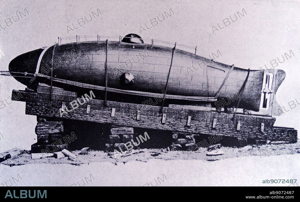 Ictineo I was a pioneering submarine constructed in Barcelona, Spain in 18581859 by engineer Narcís Monturiol i Estarriol.