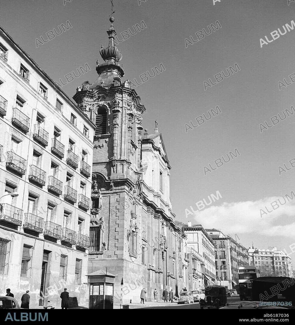SEBASTIAN HERRERA 1619-1671 Y PEDRO DE RIBERA 1681. FACHADA DEL CONVENTO DE NUESTRA SEÑORA DE MONTSERRAT - SIGLO XVIII - BARROCO ESPAÑOL - FOTOGRAFIA EN BLANCO Y NEGRO - AÑOS 60 -.