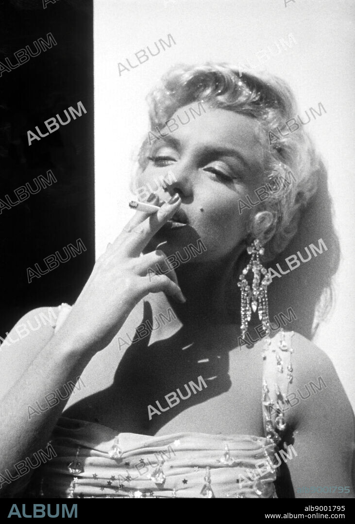 NORMA JEAN BAKER. MARILYN MONROE in THERE'S NO BUSINESS LIKE SHOW BUSINESS, 1954, directed by WALTER LANG. Copyright 20TH CENTURY FOX.