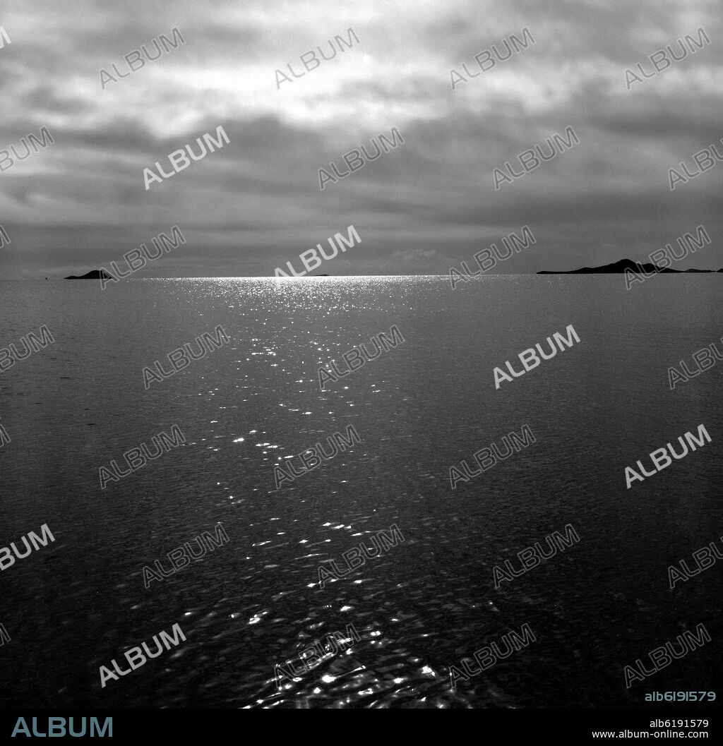 ISLAS CIES - FOTOGRAFIA EN BLANCO Y NEGRO - AÑOS 60.