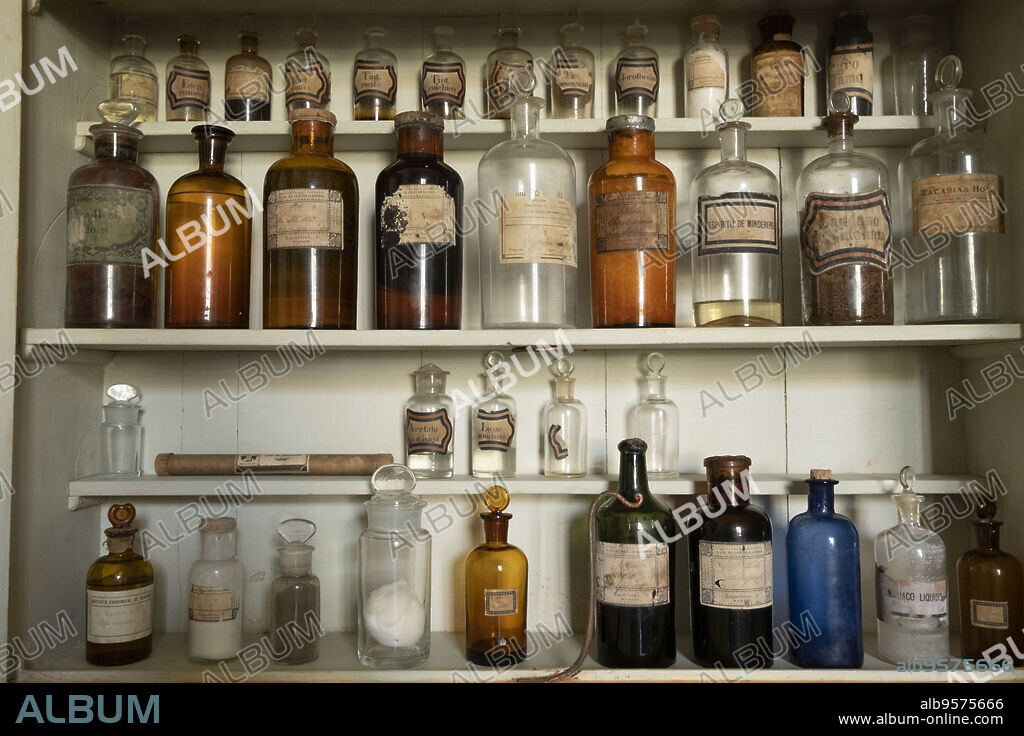 farmacia, Lazareto de Mahón, Península de San Felipet, puerto de Mahón, Menorca, balearic islands, Spain.