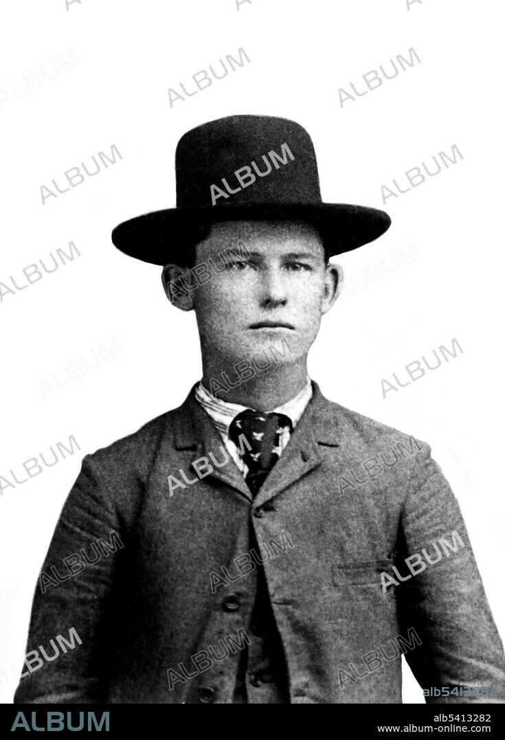 Bob Dalton (1869 - 1892) was an American outlaw in the American Old West. He led the Dalton Gang known for robbing banks, stagecoaches, and trains. During an attempted bank robbery in Coffeyville, Kansas in 1892, Bob Dalton, along with Bill Power, Grat Dalton, and Dick Broadwell were killed. Photo by J. F. Standiford, 1889 (cropped, cleaned, converted to BW).