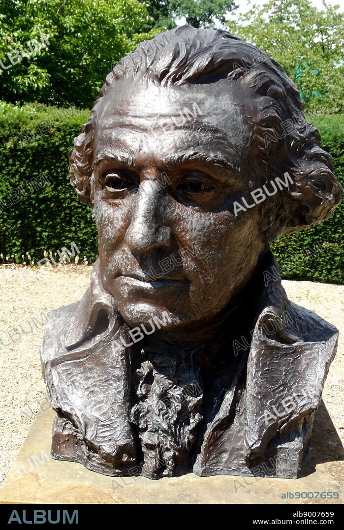 bust of George Washington by Avard T. Fairbanks (1897-1987) at Sulgrave Manor.