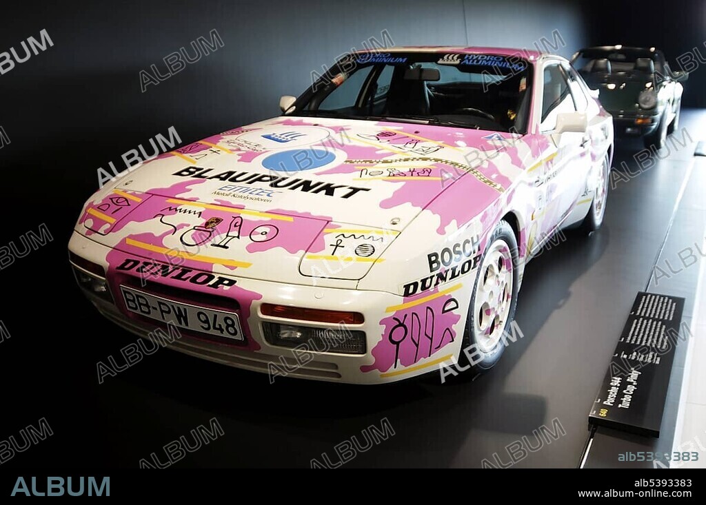 Porsche 944 Turbo Cup Pinky, Neues Porschemuseum, New Porsche Museum, 2009, Stuttgart, Baden-Wuerttemberg, Germany, Europe.
