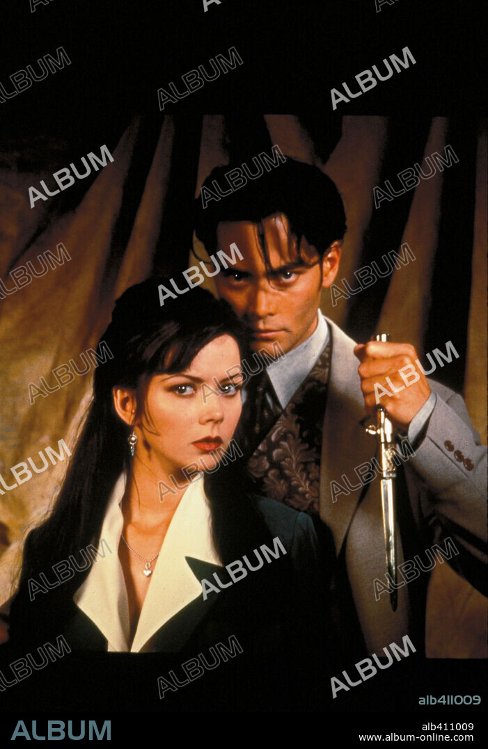 JULIE CONDRA and MARK DACASCOS in CRYING FREEMAN, 1995, directed by CHRISTOPHE GANS. Copyright AUGUST ENTERTEINMENT/DAVIS-FILMS/YUZNA FILMS/OZLA PROD.