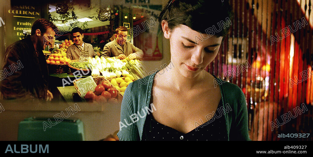 AUDREY TAUTOU et MATHIEU KASSOVITZ dans LE FABULEUX DESTIN D'AMÉLIE POULAIN, 2001, réalisé par JEAN-PIERRE JEUNET. Copyright VICTORIE PRODUCTIONS/UGC IMAGES/TAPIOCA FILMS/FRANCE 3 CINEM.