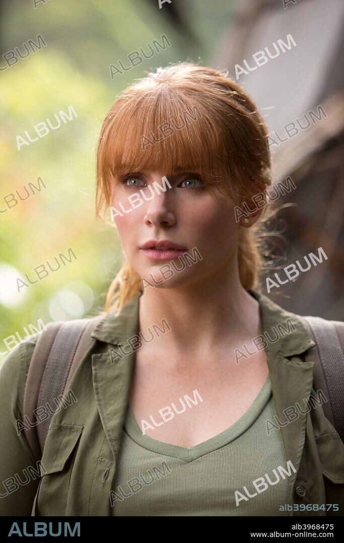 BRYCE DALLAS HOWARD in JURASSIC WORLD: FALLEN KINDOM, 2018 (JURASSIC WORLD: FALLEN KINGDOM), directed by JUAN ANTONIO BAYONA. Copyright Amblin ent/Apaches Ent/Legendary Ent/Universal Pictures.