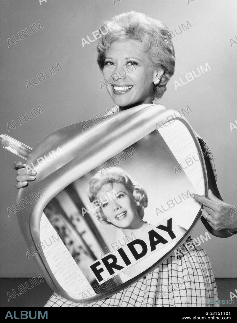 New York, New York: 1961 Television host Dinah Shore as she prepares to start her new Friday night show, 'The Dinah Shore Show'.
