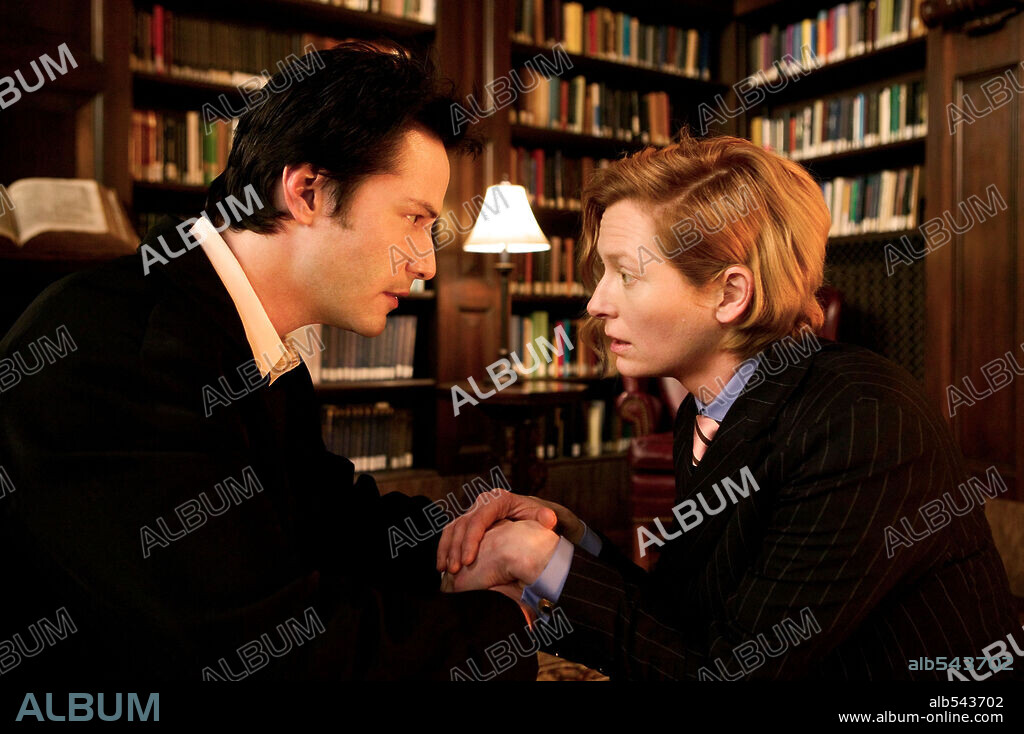 KEANU REEVES und TILDA SWINTON in CONSTANTINE, 2005, unter der Regie von FRANCIS LAWRENCE. Copyright WARNER BROS. PICTURES / JAMES, DAVID.