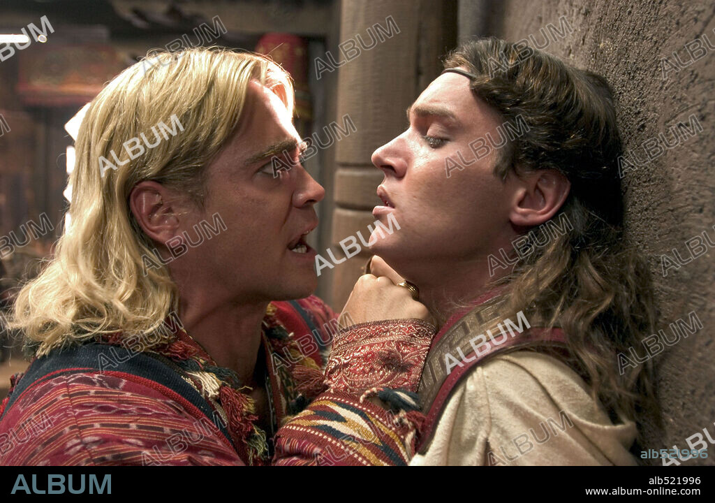 COLIN FARRELL und JONATHAN RHYS MEYERS in ALEXANDER, 2004, unter der Regie von OLIVER STONE. Copyright WARNER BROS. / BUITENDIJK, JAAP.