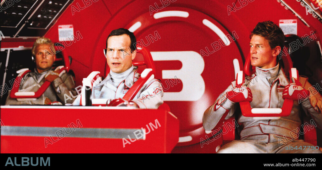 BILL PAXTON, LEX SHRAPNEL and PHILIP WINCHESTER in THUNDERBIRDS, 2004, directed by JONATHAN FRAKES. Copyright UNIVERSAL PICTURES / MOUNTAIN, PETER.