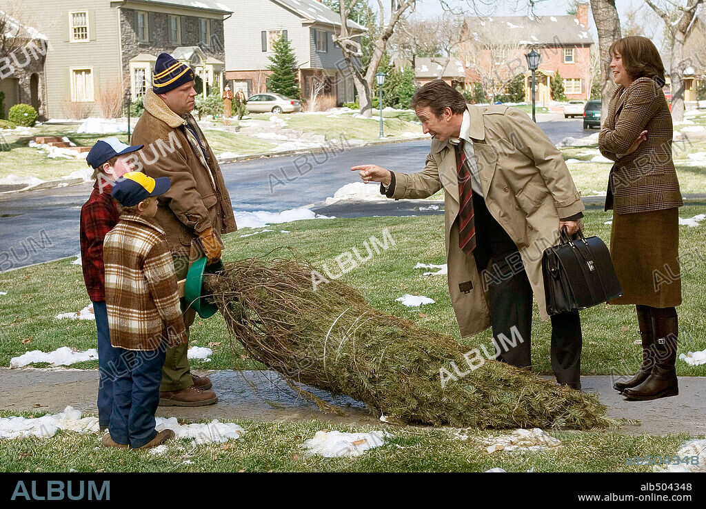 JAMIE LEE CURTIS, KEVIN CHAMBERLAIN und TIM ALLEN in CHRISTMAS WITH THE KRANKS, 2004, unter der Regie von JOE ROTH. Copyright REVOLUTION STUDIOS / ROSENTHAL, ZADE.