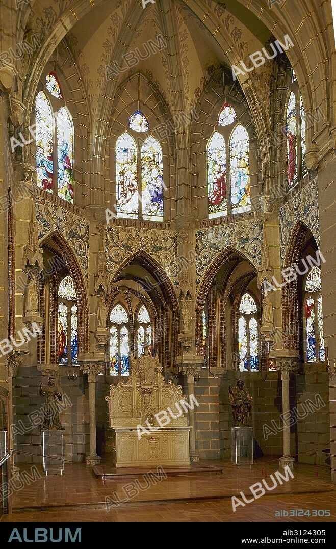 Astorga, province of Leon, Castile and Leon, Spain. Episcopal Palace,1889-1913, by Antonio Gaudi (1852-1926). Chapel. Inside view of the chapel.