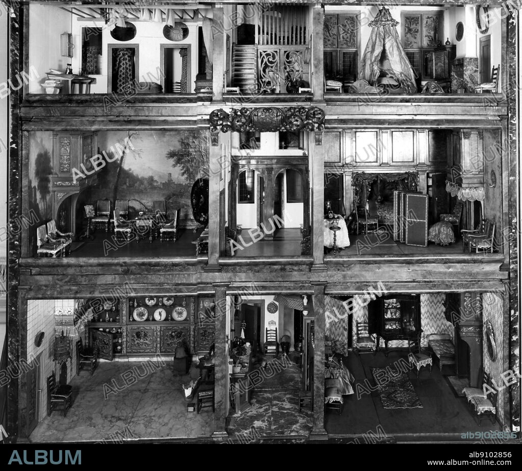 c.1700 dolls house made for Petronella Brandt-Oortman - (born Amsterdam 1656 - died. Amsterdam 27th November 1716) - Made between 1686 and 1690, the house was made of precious materials, the cabinet invested with turtle and tin and containing many works of art. When Petronella died the house passed into the hands of her daughter Hendrina. In 1821, the dolls house was bought by the government and is now in the Rijksmuseum. ©TopFoto.