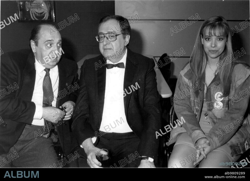 9 abril 1992. Juanito Navarro, Antonio Ozores y Emma Ozores, con motivo del 20 aniversario del programa de televisión Española "Un, Dos, Tres".