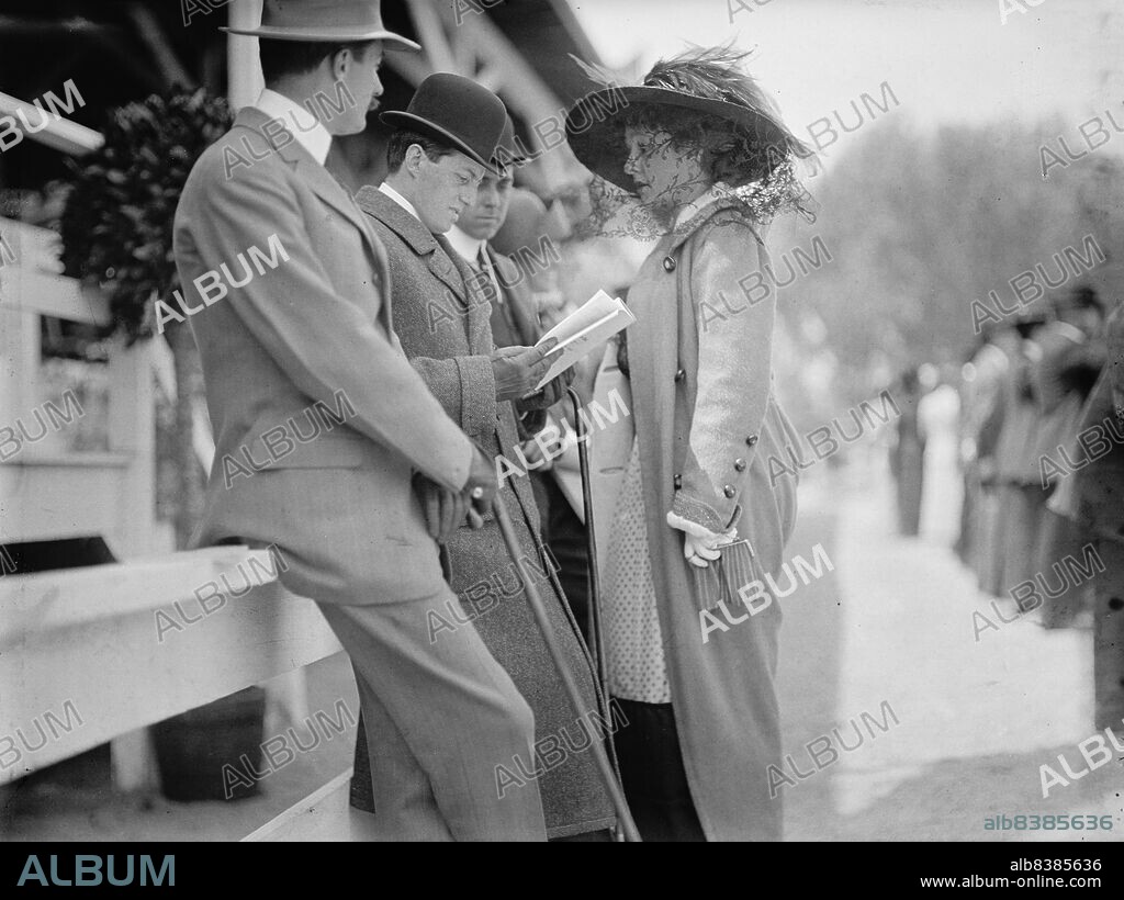 HARRIS & EWING. Gerry, Mrs. Peter Goelet - Horse Show, 1911.