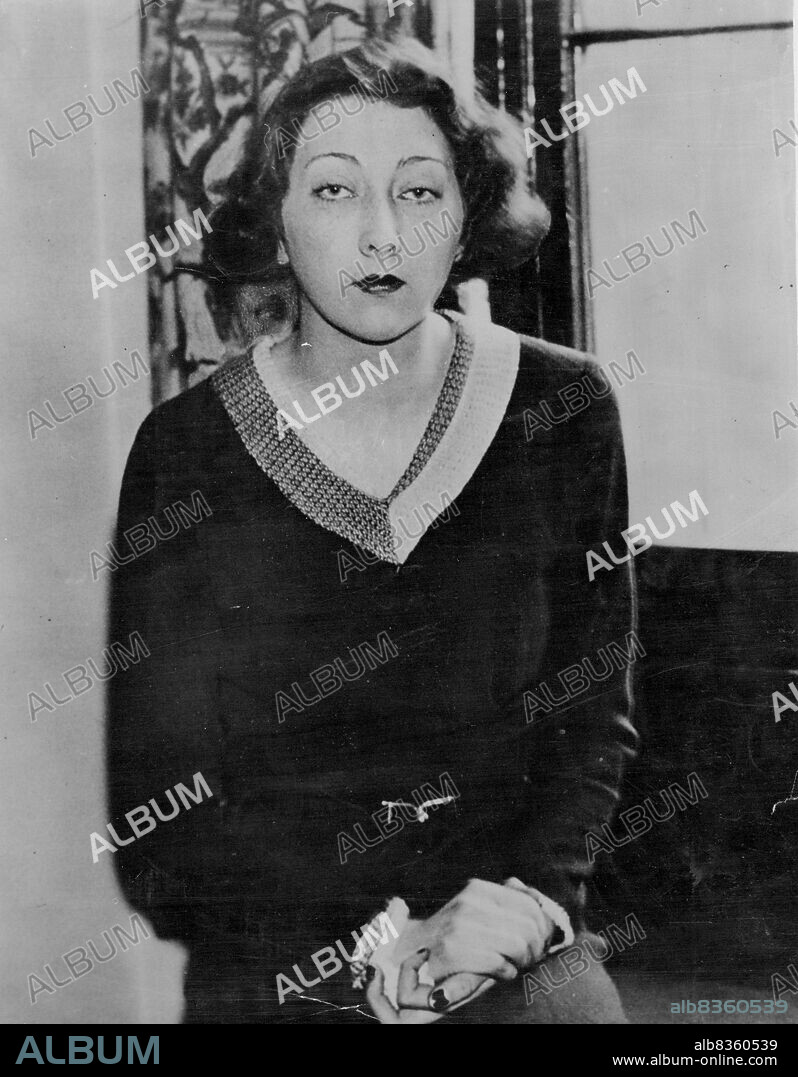 Novelist's Daughter To Inherit Robert Louis Stevenson's Birthday -- Miss Anita Leslie, daughter of Mr. Shane Leslie, photographed at her London home today.Robert Louis Stevenson's Birthday is to be bequeathed again. Mrs. Bourke Cookran, to whom the famous writer presented his own natal rights when she complained to him in Samoa in 1891 that her own birthday fell on Christmas Day announced recently that she intended upon her death to will the day to her niece and samesake, Miss Anita Leslie, 19 year old daughter of Shane Leslie, well known Novelist. January 15, 1934. (Photo by Associated Press Feature Photo).