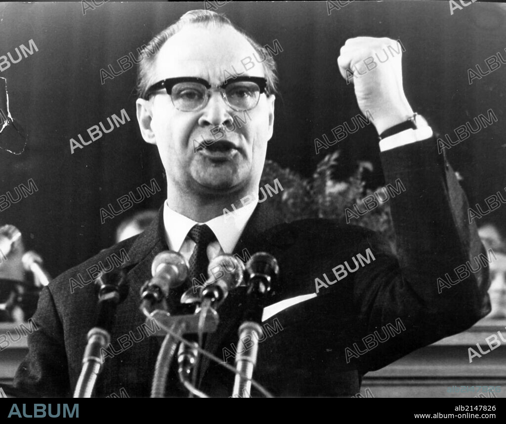 Alexander Dubcek, First Secretary Of The Cpcz Cc, Head Of The Central Committee Delegation Attending The Congress, Speaking At The 7Th All-Trade-Union Congress In Prague On Mar. 4Th, 1969. (Photo by: Sovfoto/UIG via Getty Images).