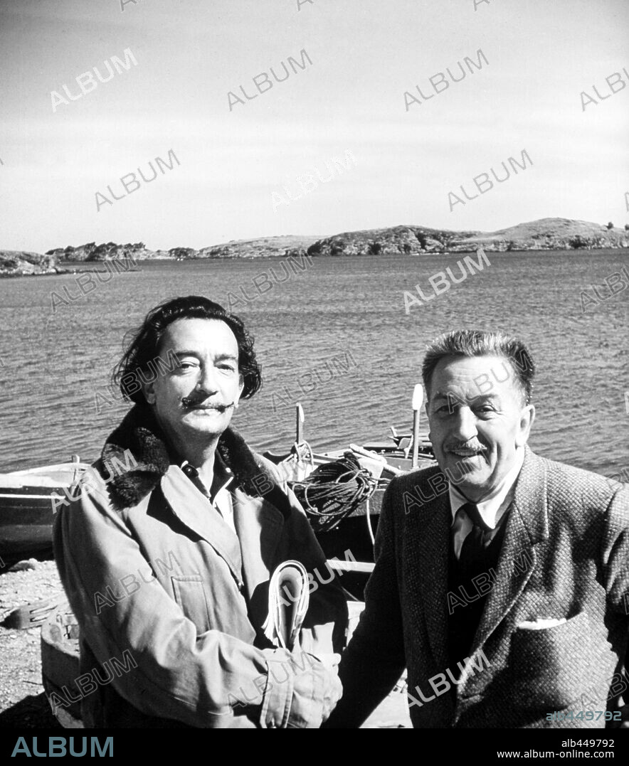 SALVADOR DALI et WALT DISNEY. Salvador Dalí with Walt Disney in Port Lligat, Cadaqués.