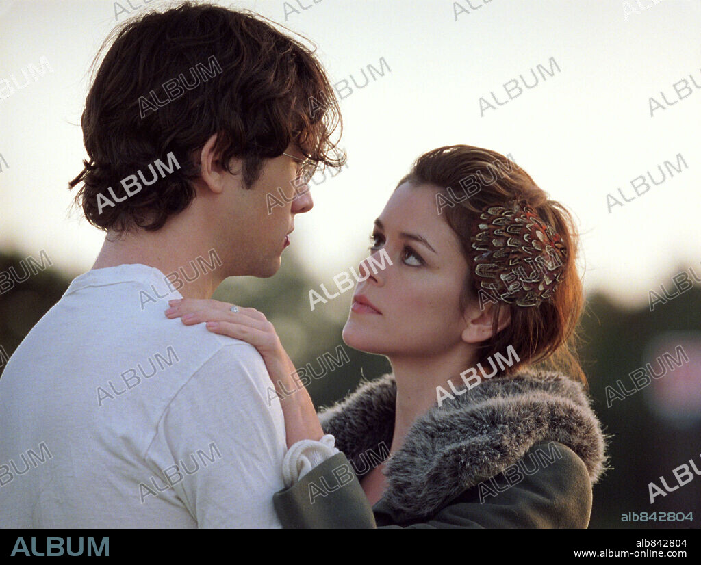 JOSEPH GORDON-LEVITT y NORA ZEHETNER en BRICK, 2005, dirigida por RIAN JOHNSON. Copyright BERGMAN LUSTIG PRODUCTIONS / YEDLIN, STEVE.