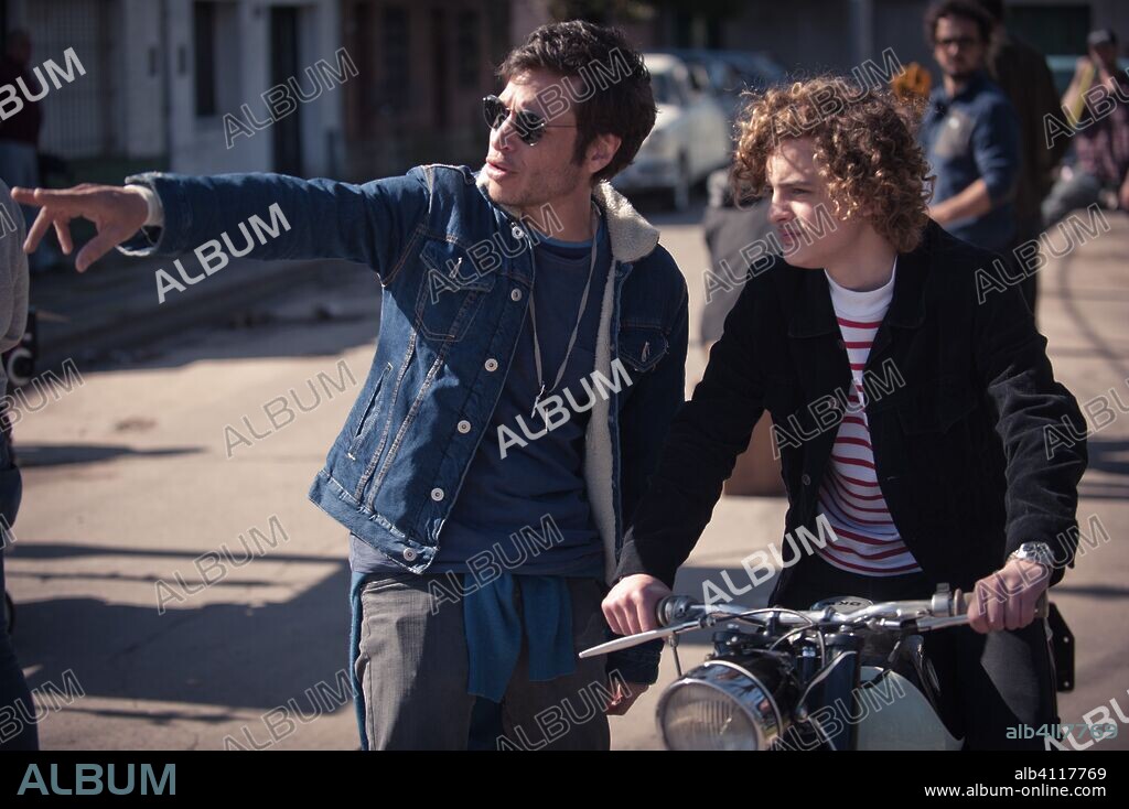 LORENZO FERRO y LUIS ORTEGA en EL ANGEL, 2018, dirigida por LUIS ORTEGA. Copyright K&S Films / Underground Contenidos / El Deseo / Telefé.