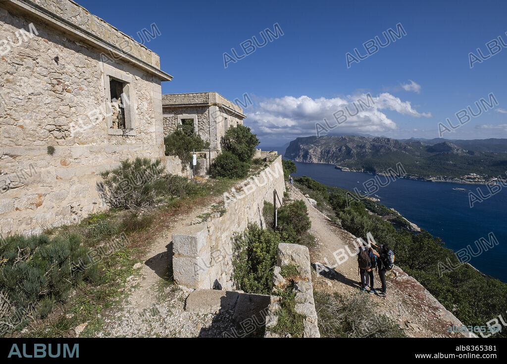 Far Vell lighthouse, (Na Popia), Sa Dragonera natural park, Mallorca, Balearic Islands, Spain.