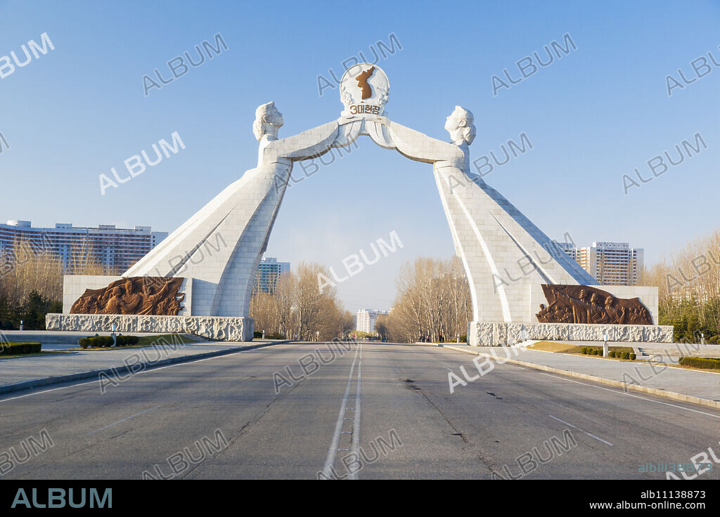 Monument to the Three Charters of National Reunification, Pyongyang, Democratic People's Republic of Korea (DPRK), North Korea, Asia.