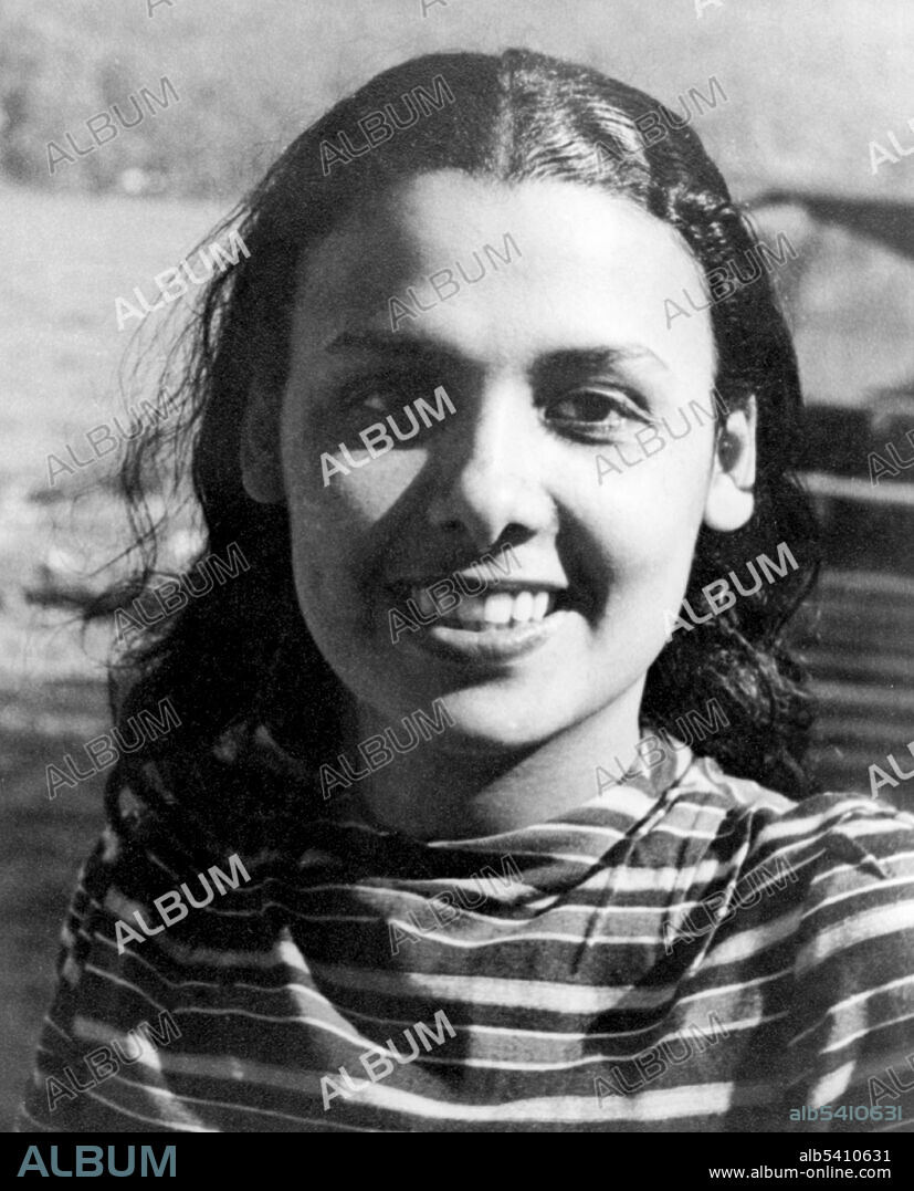 Lena Mary Calhoun Horne (June 30, 1917 - May 9, 2010) was an African- American singer, dancer, Hollywood actress, and civil rights activist. She took part in the March on Washington and continued to work as a performer, both in nightclubs and became a staple of TV variety shows. Carl Van Vechten, 1941 (cropped and cleaned).