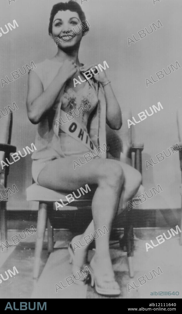 CORRINE HUFF MISS UNIVERSE CONTESTANT /. 4 JULY 1960.