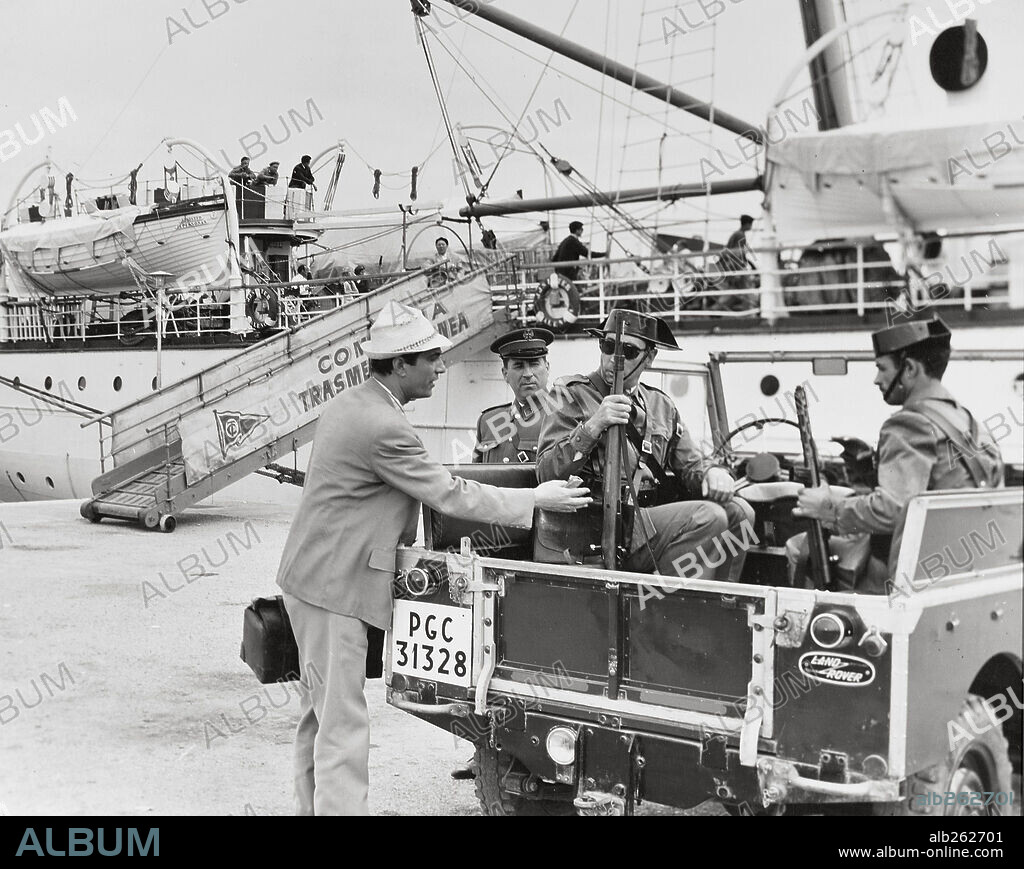 NINO MANFREDI en EL VERDUGO, 1963, dirigida por LUIS GARCIA BERLANGA. Copyright INTER LAGAR.