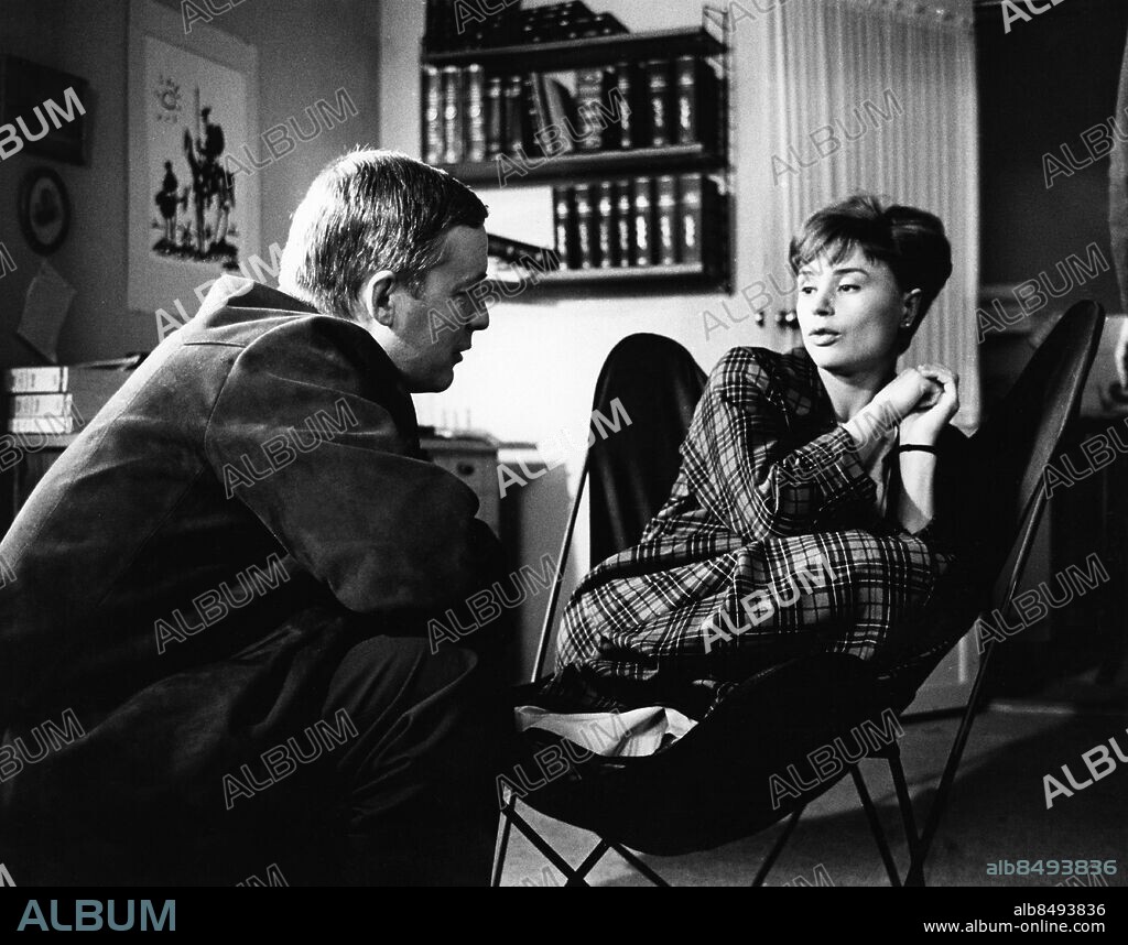 ARKIV 19620207.. Alf Kjellin, skådespelare och regissör, och Harriet Andersson, skådespelerska.. Foto: Ulf Stråhle / SVT / Kod: 5600. Reportage publ. i RiR 8/62 inför "Profilen", ett TV-program där Vilgot Sjöman intervjuar Harriet Andersson som sändes 1963-03-03.. Mapp: Andersson, Harriet Diverse.