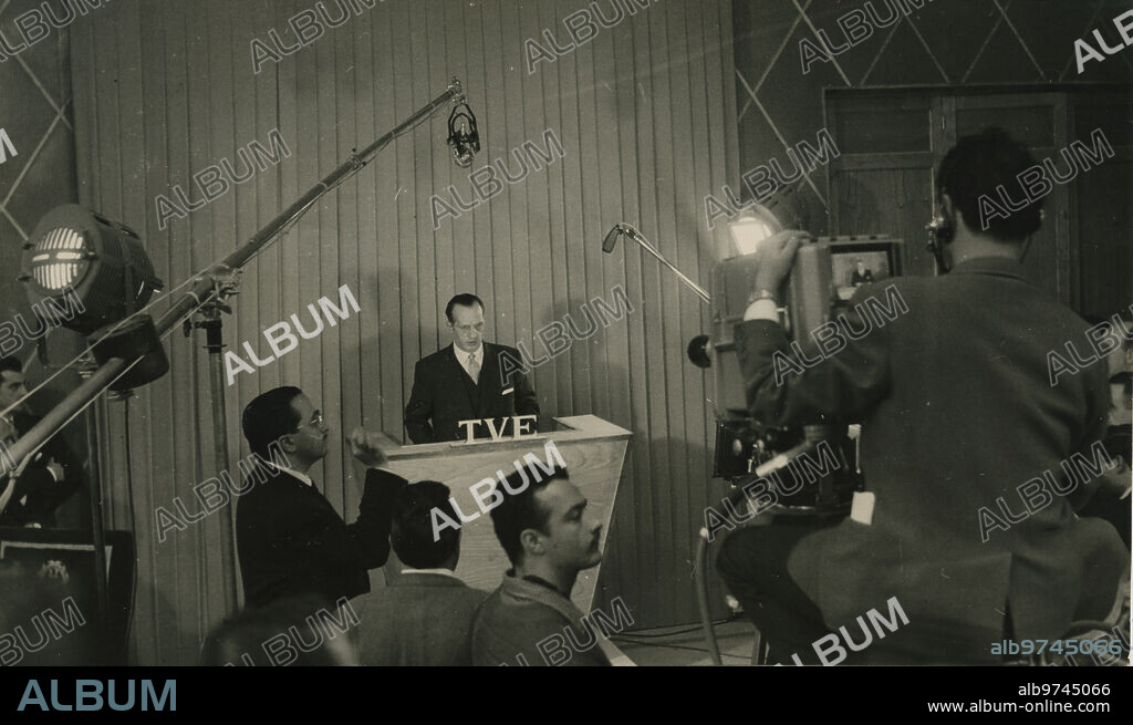 MADRID, 28/10/1956.- El ministro de Información y Turismo, don Gabriel Arias-Salgado, inauguró oficialmente la estación de televisión de Madrid, instalada en el Paseo de La Habana, número 77.