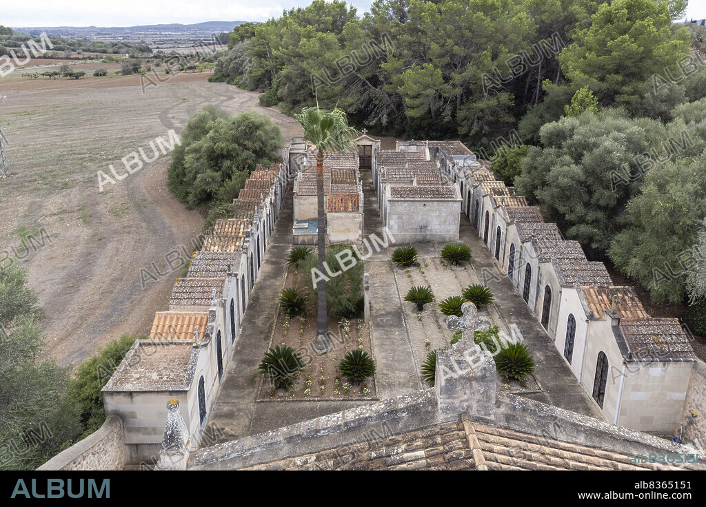 Pina cemetery, Mallorca, Balearic Islands, Spain.